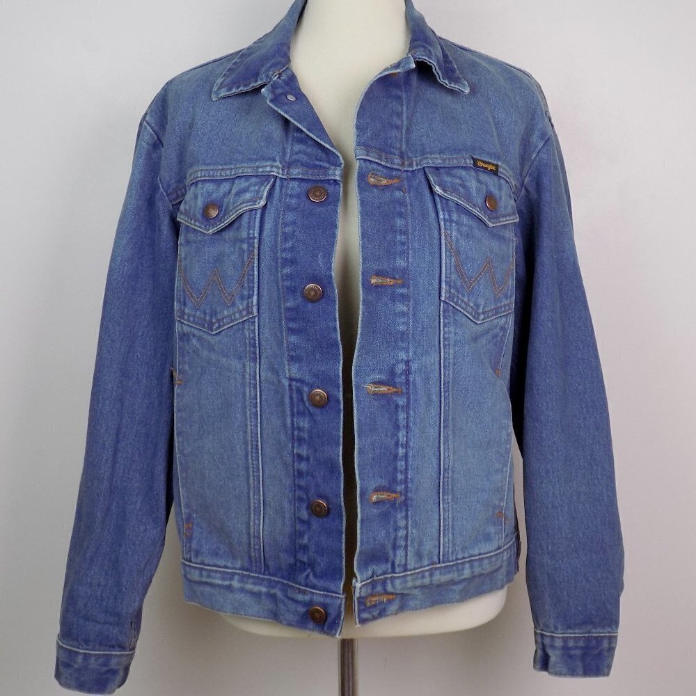 vintage wranglers denim jacket classic minimalist timeless